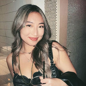 Meet your Posher, Zoesophialee